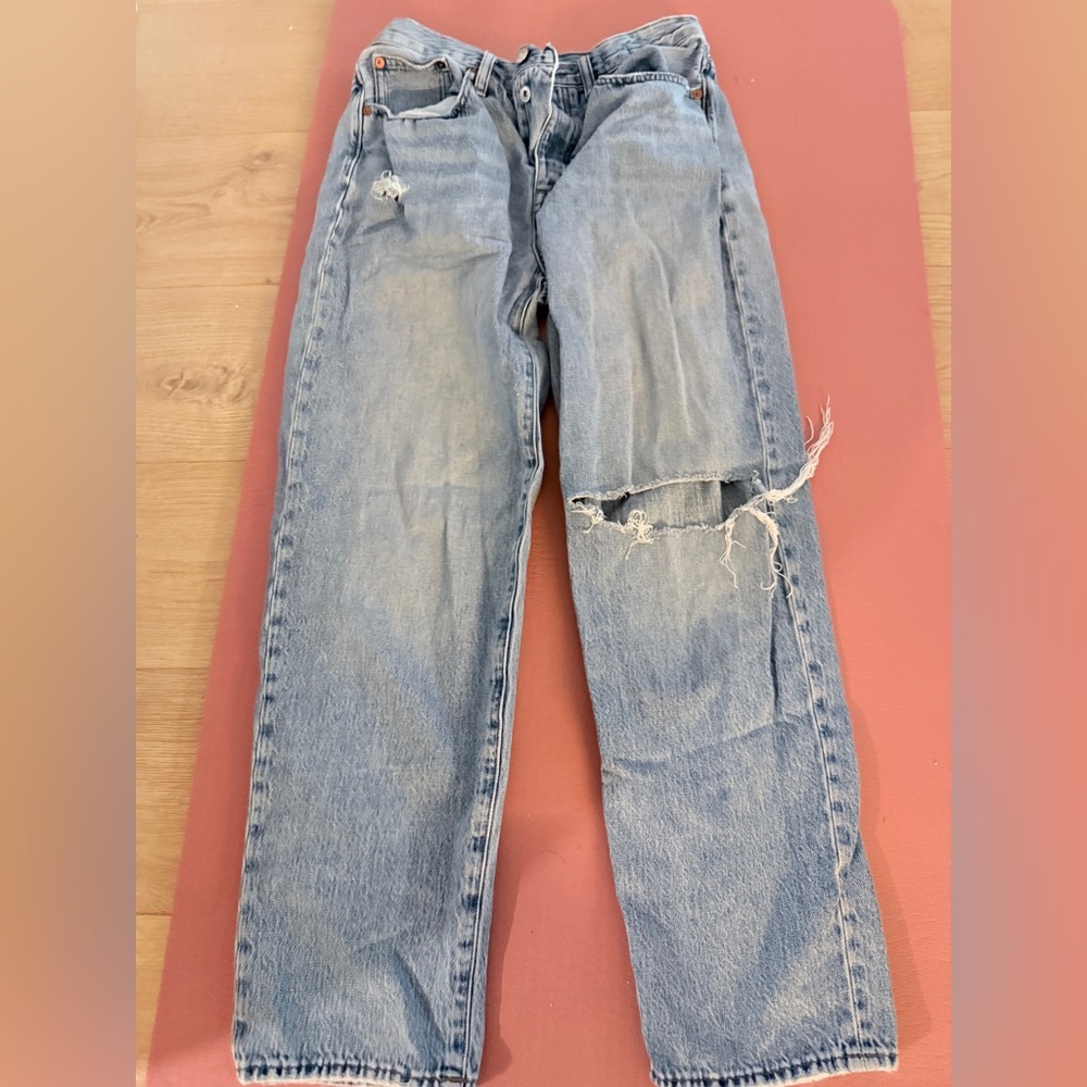Madewell women’s dad jeans Light Blue Distressed 26 waist